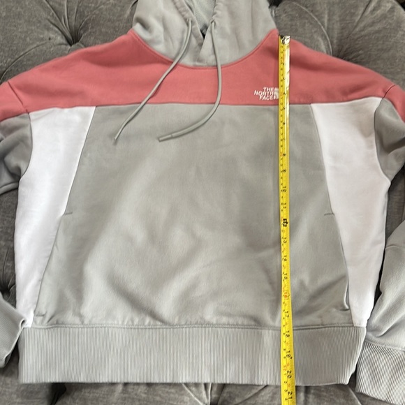 North Face Hoodie - Picture 7 of 11